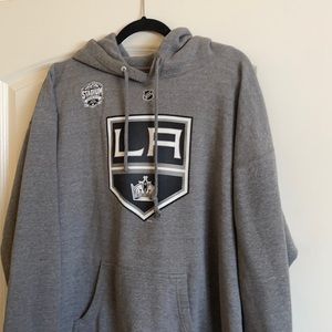 Men NHL LA sweatshirt, XL.